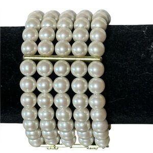 Vintage fashion multi-strand pearl bracelet